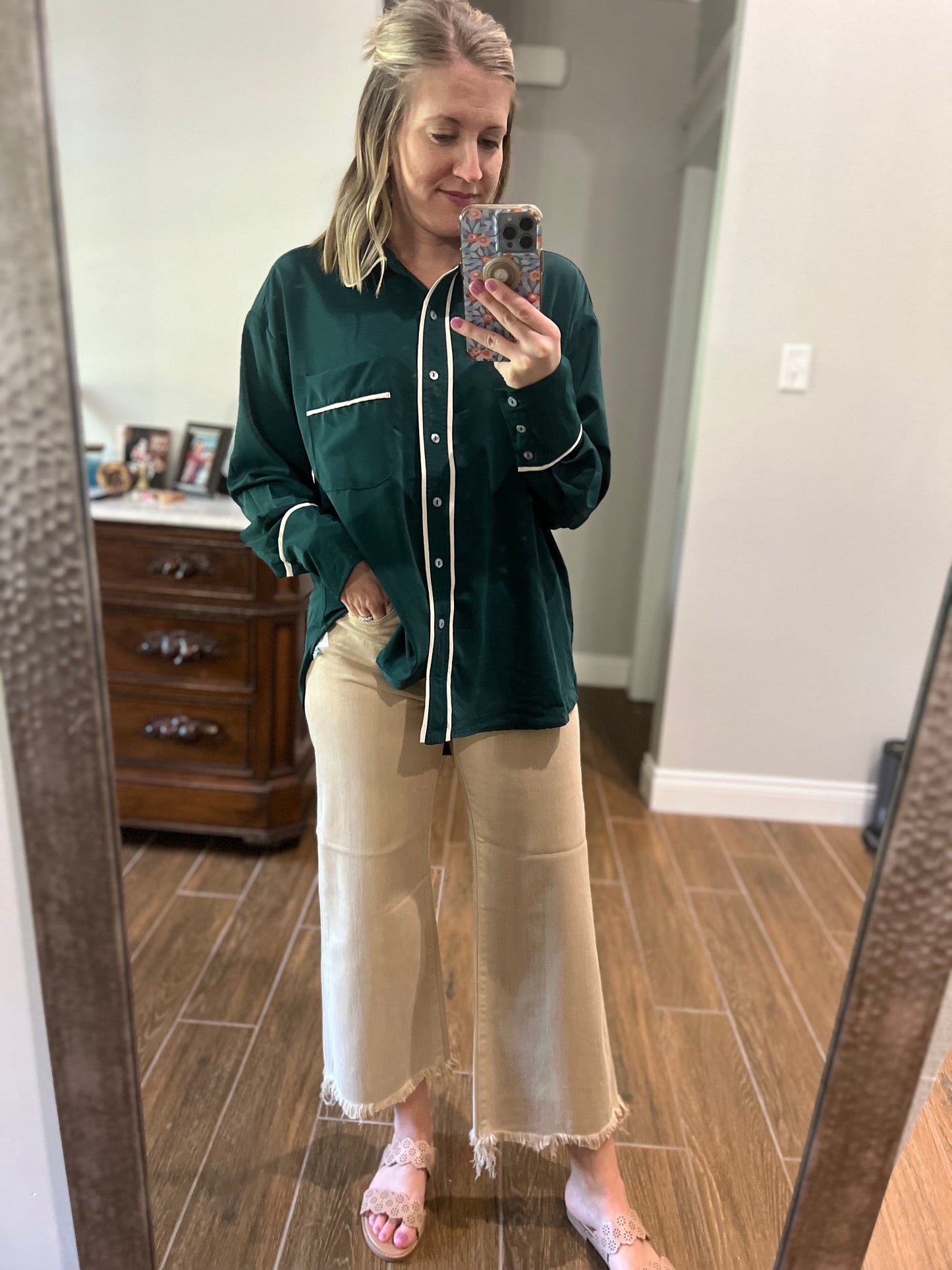 Solid button down with trim detail- hunter green