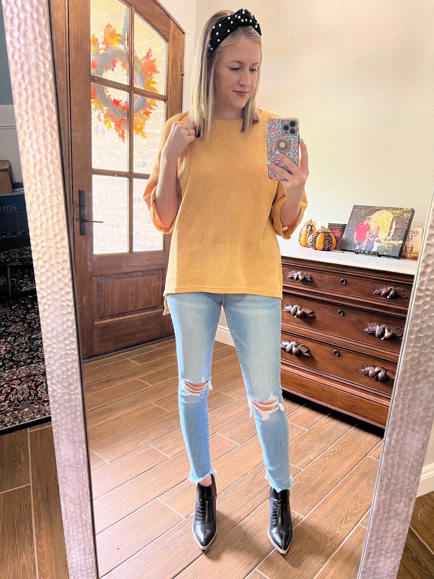 Short sleeve knit top- Mustard