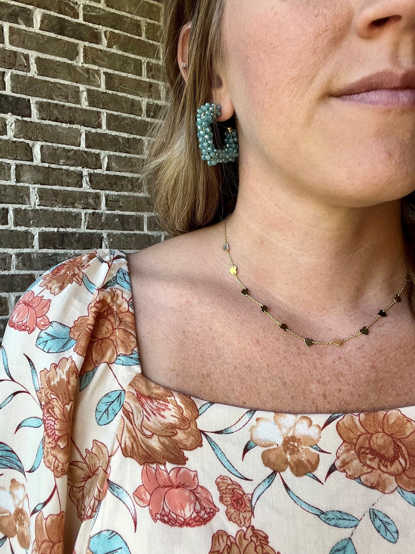 Hearts necklace- gold