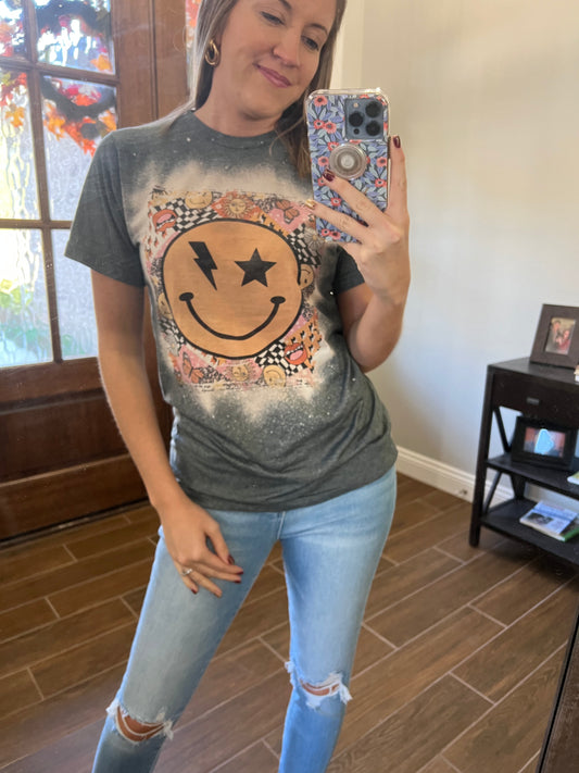 Retro smiley graphic tee