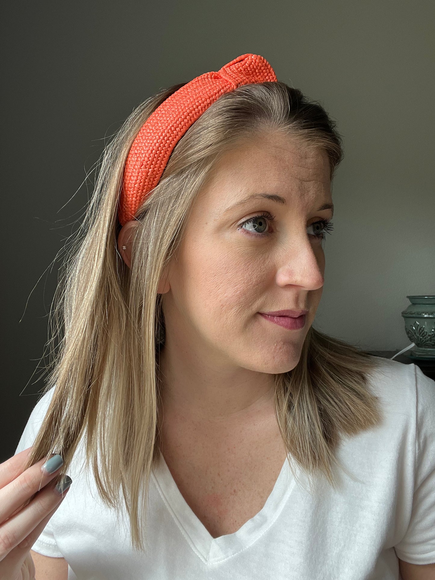 Coral knotted headband
