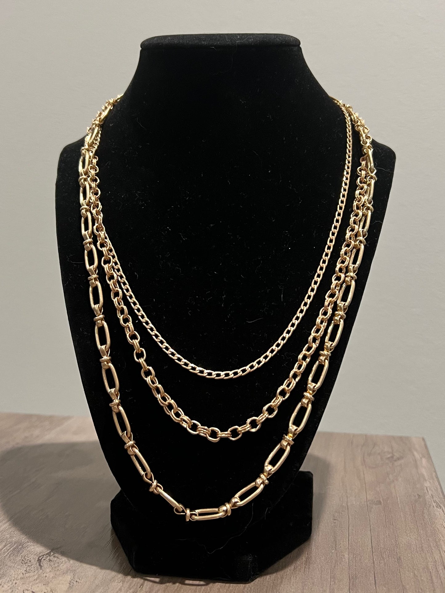 Lila layered necklace