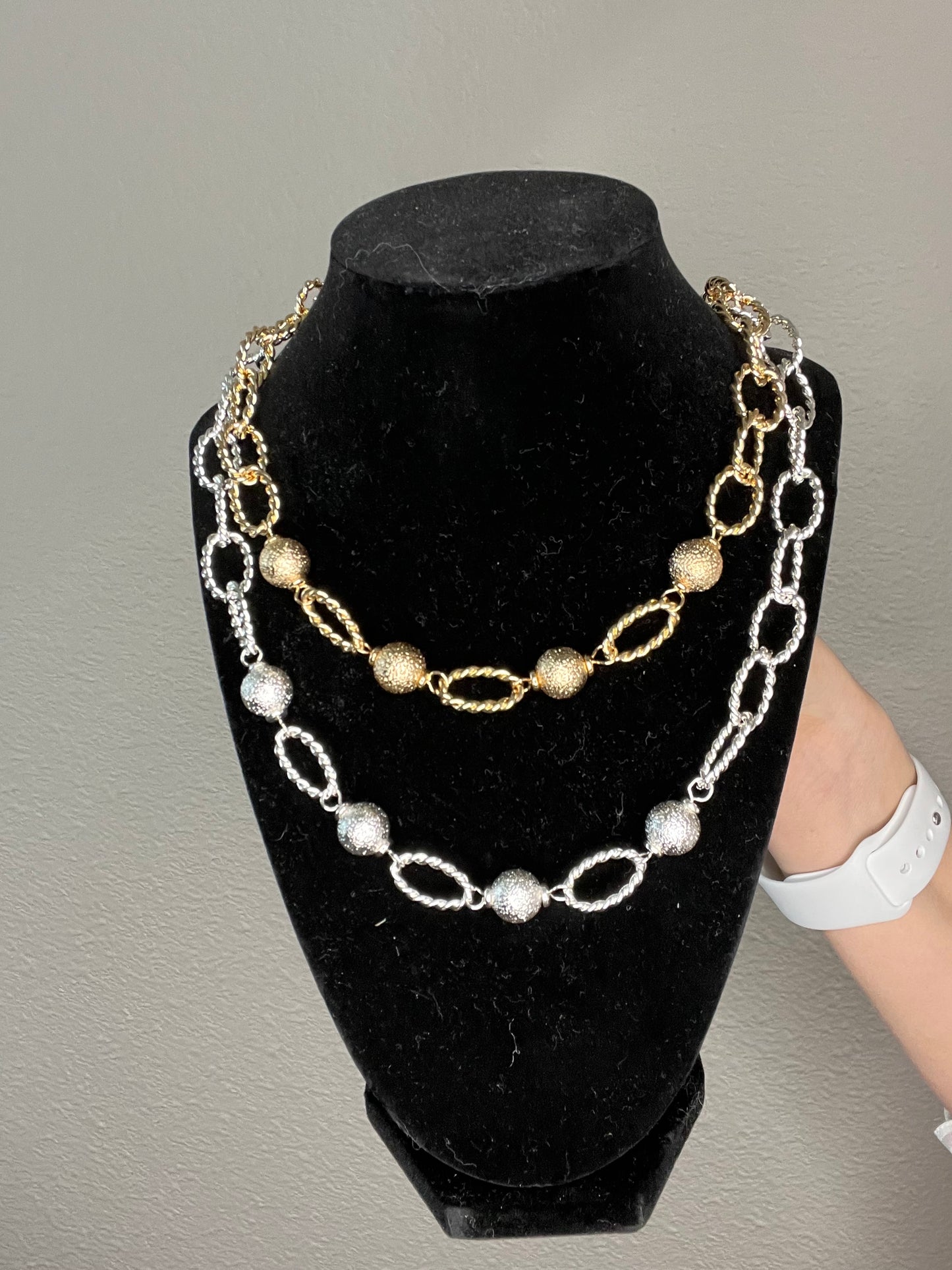 Ball chain necklace - 2 colors