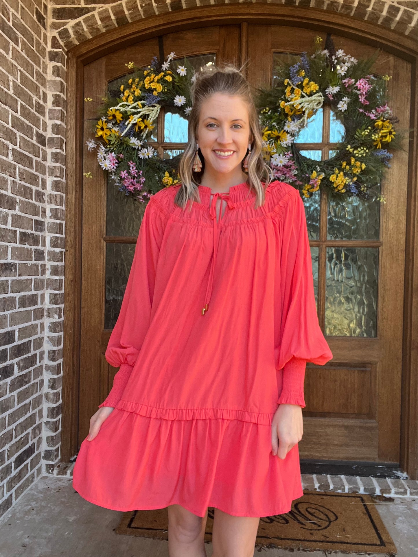 Carley chic detail dress- Coral