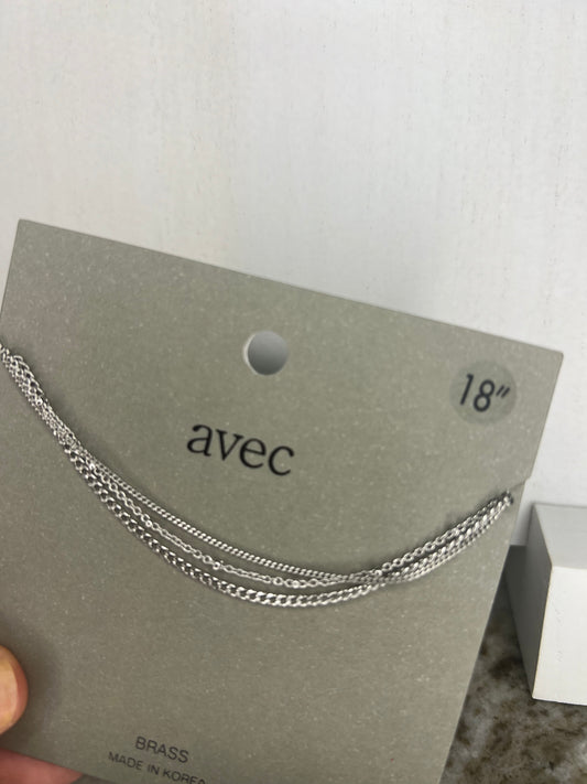 Dainty layered necklace- silver
