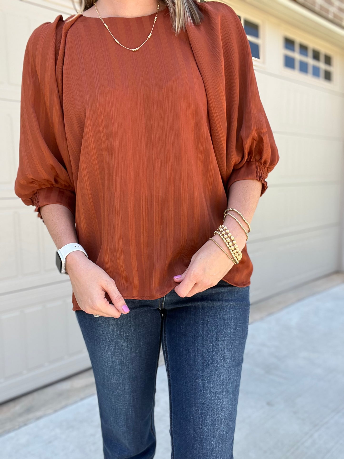 Solid, texture half sleeve top in cinnamon