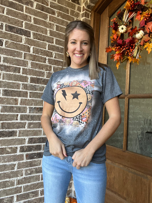 Retro smiley graphic tee