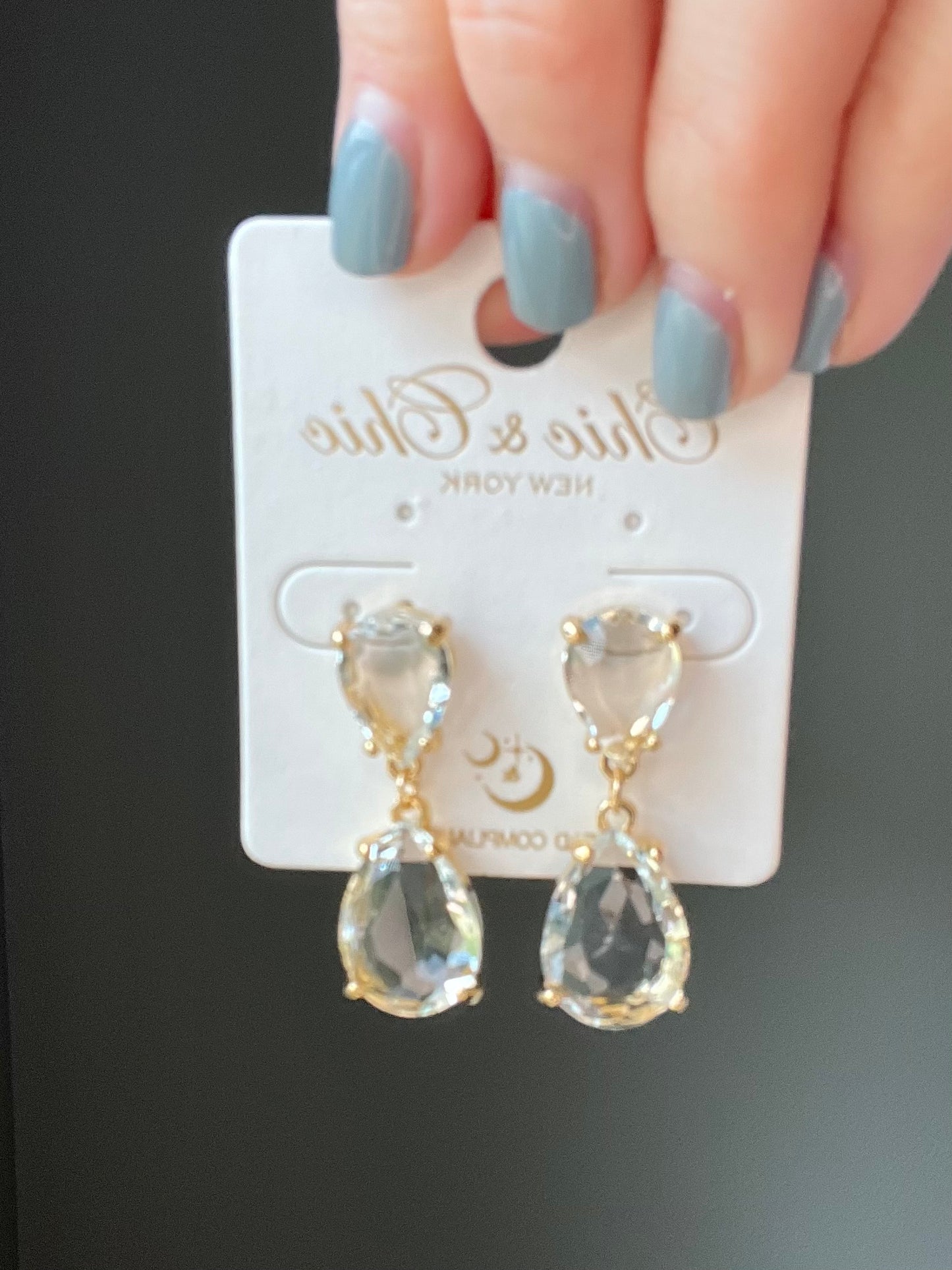Stone water drop earrings