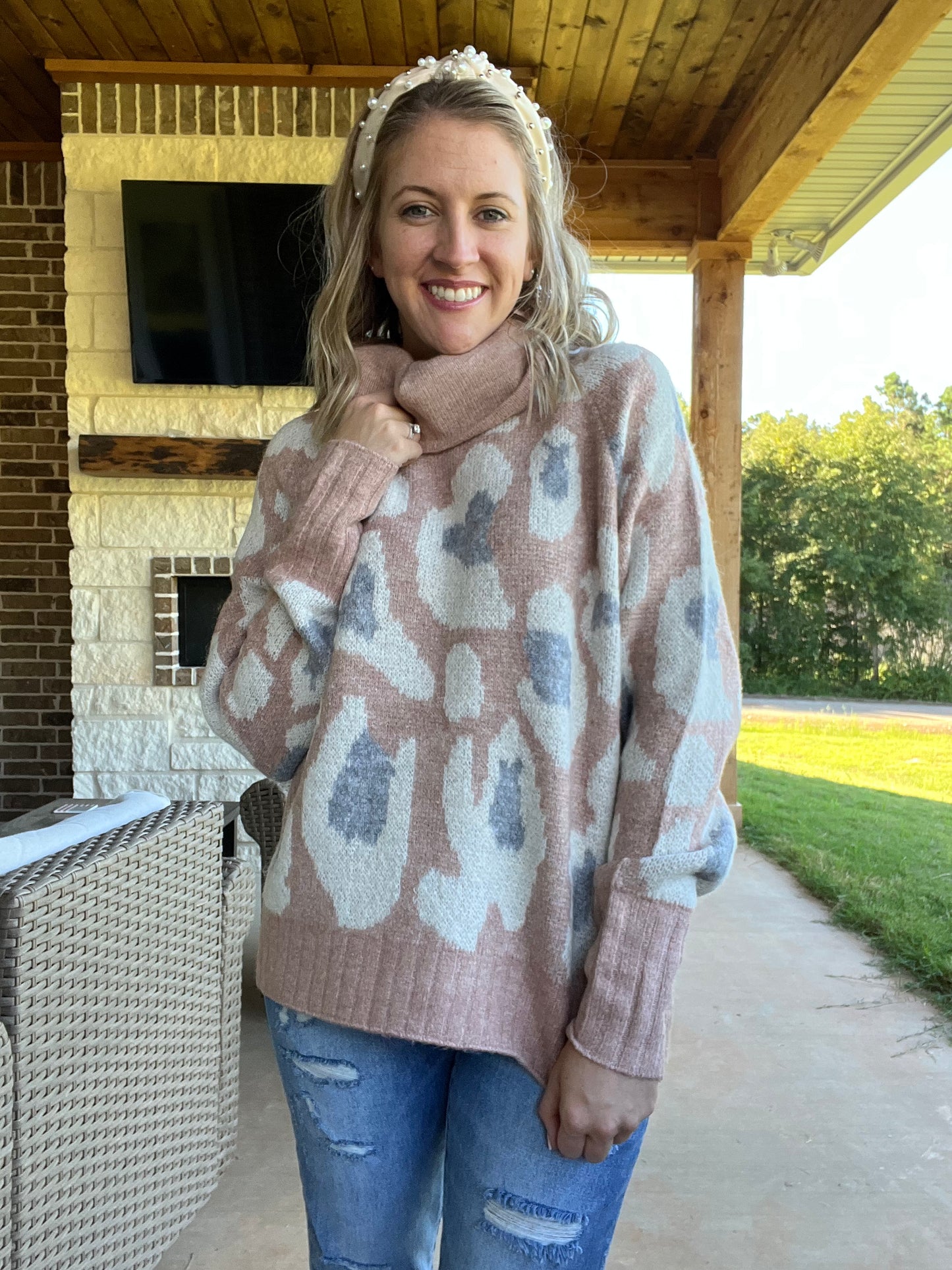 Annie animal sweater- blush