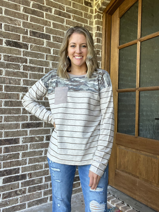 Camo stripe pocket tee