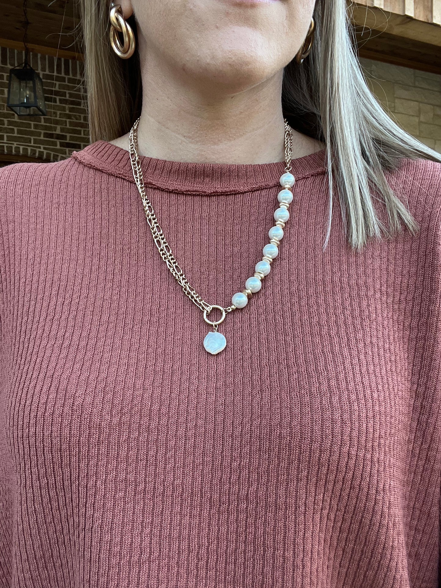 Bonita necklace with pearls