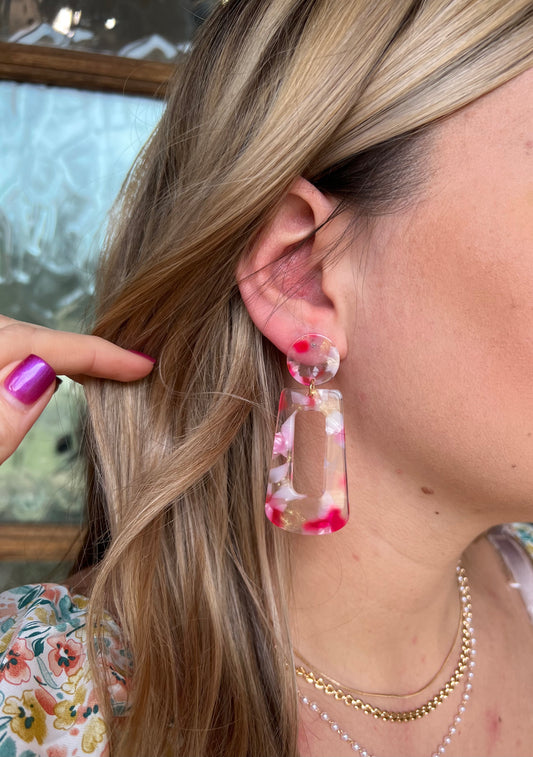 Cutout drop earrings -pink