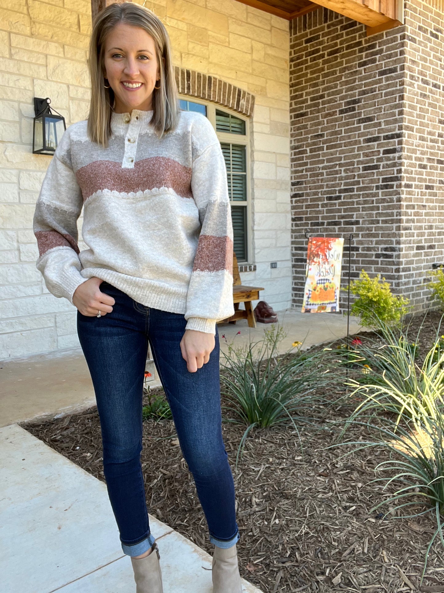 LAST ONE-Holly colorblock Henley sweater