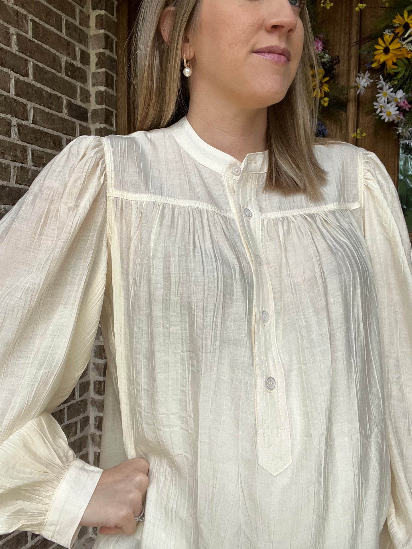 Button down long sleeve top - cream