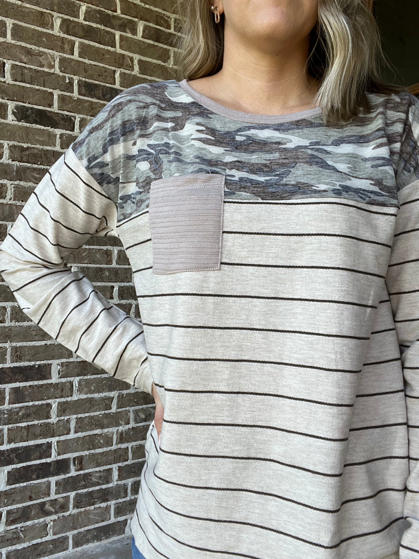 Camo stripe pocket tee