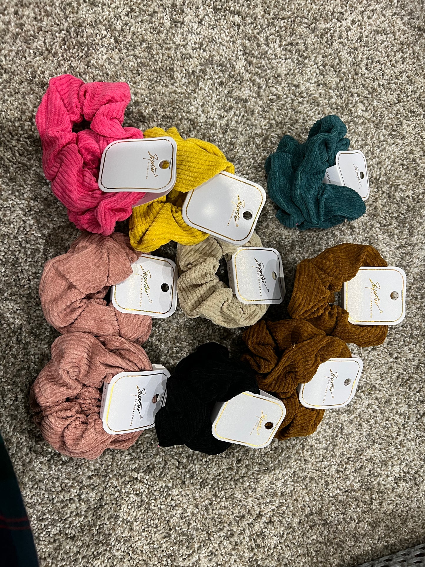 Knit scrunchie- 2 pack
